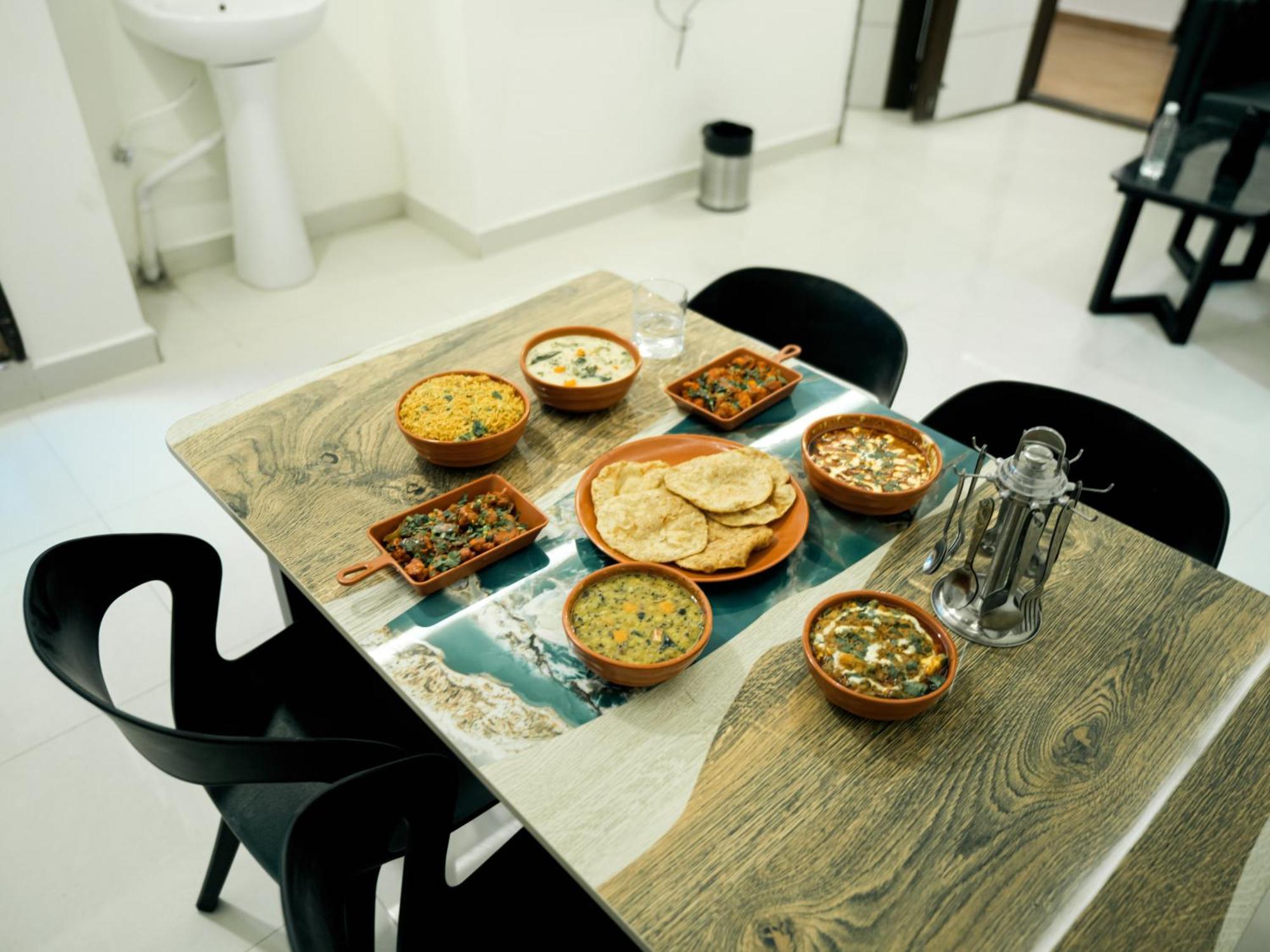 היידראבד Hotel Euphoria Airport Zone מראה חיצוני תמונה