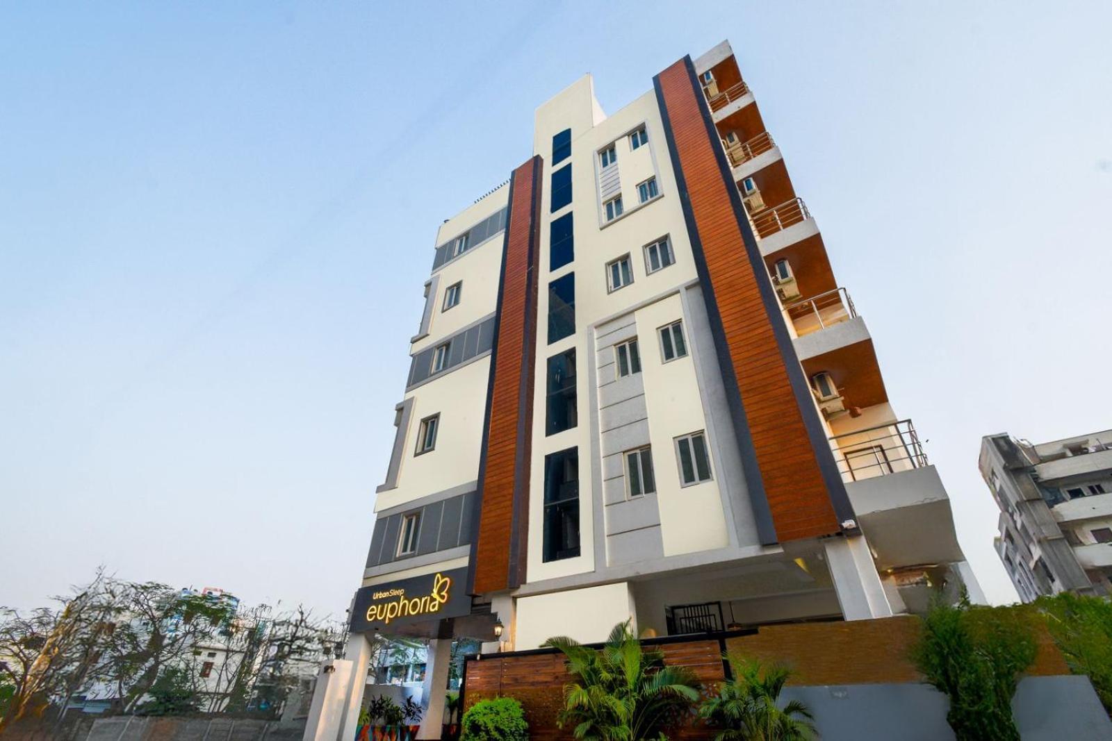 היידראבד Hotel Euphoria Airport Zone מראה חיצוני תמונה